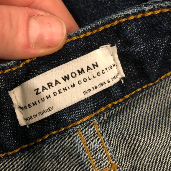 HIGH WAISTED JEANS ZARA - Picture 4 of 4